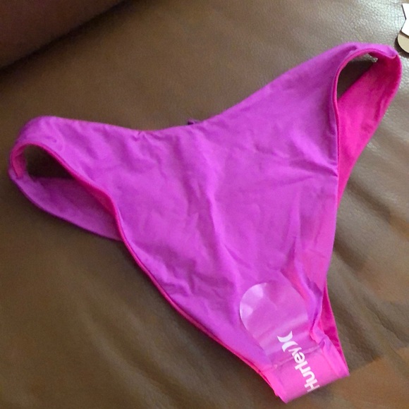 HURLEY (L) Party Wave Cheeky French swim bottom - Picture 8 of 12